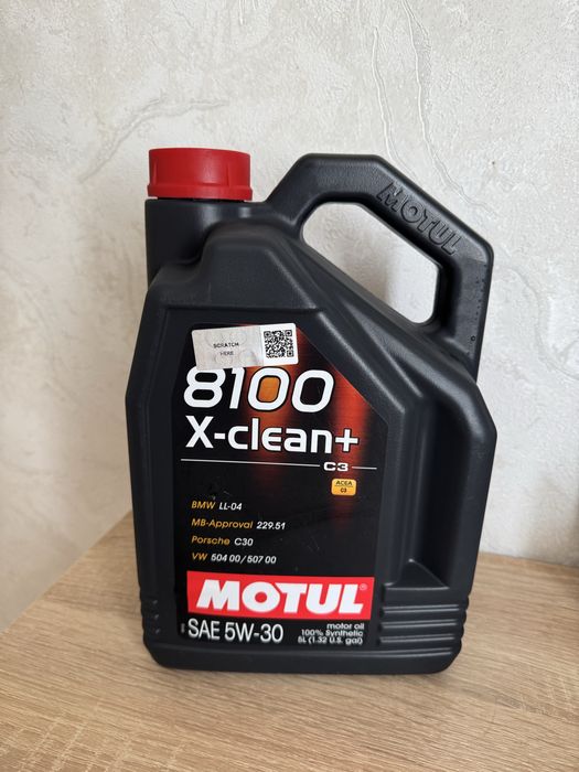 Моторне масло  Motul