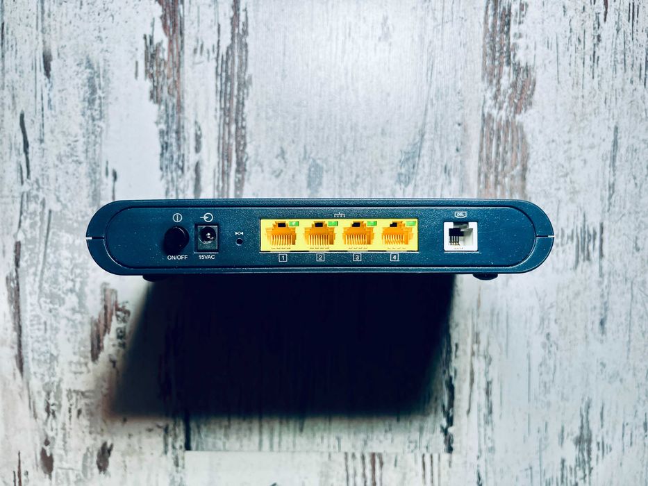 Modem, router, switch Thomson SpeedTouch 546