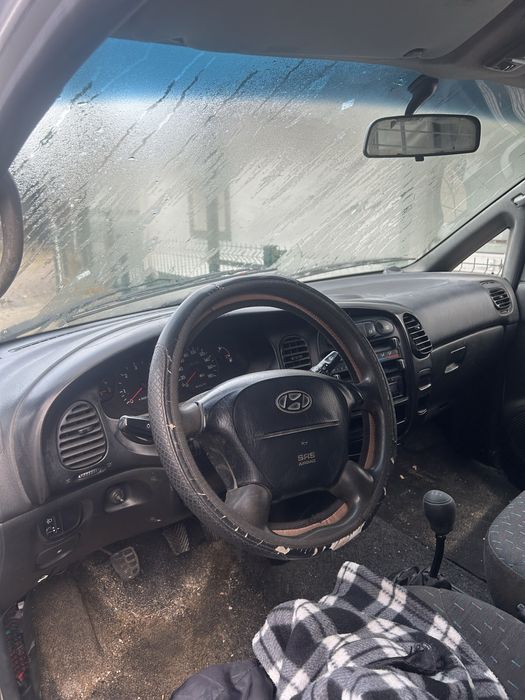 Hyundai h1  2.5 td
