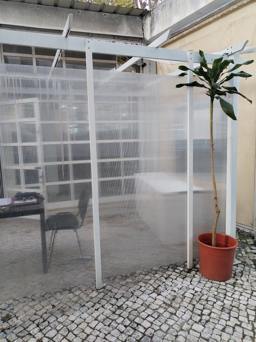 Pergula com cobertura extensiva