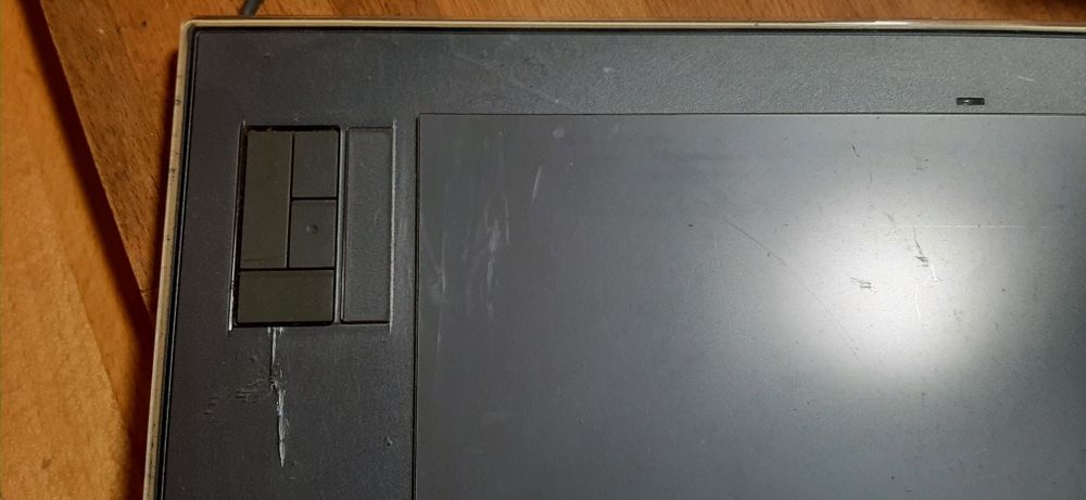 Wacom Intuos 3 Large Drawing Tablet425129605218314242