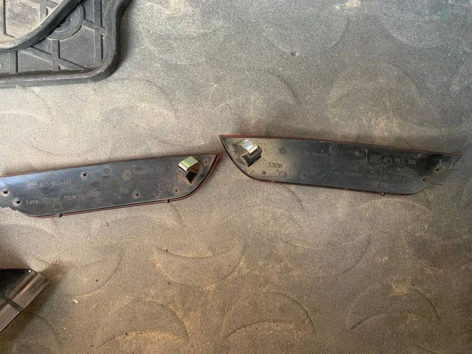 Катафоты, отражатели заднего бампера seat leon 2 cupra