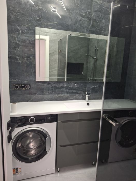 Пропоную для подобової оренди гарну та зручну квартиру