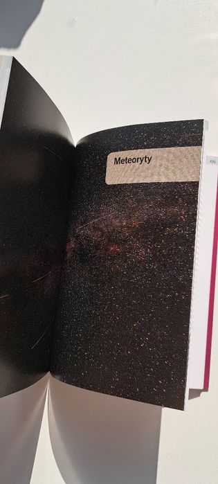 Książka minerały kamienie  szlachetne skałały i meteoryty