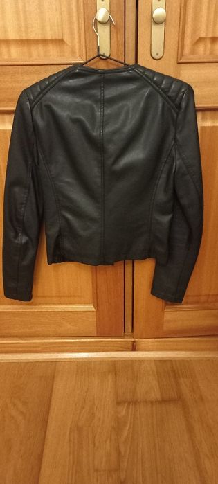 Casaco preto de napa