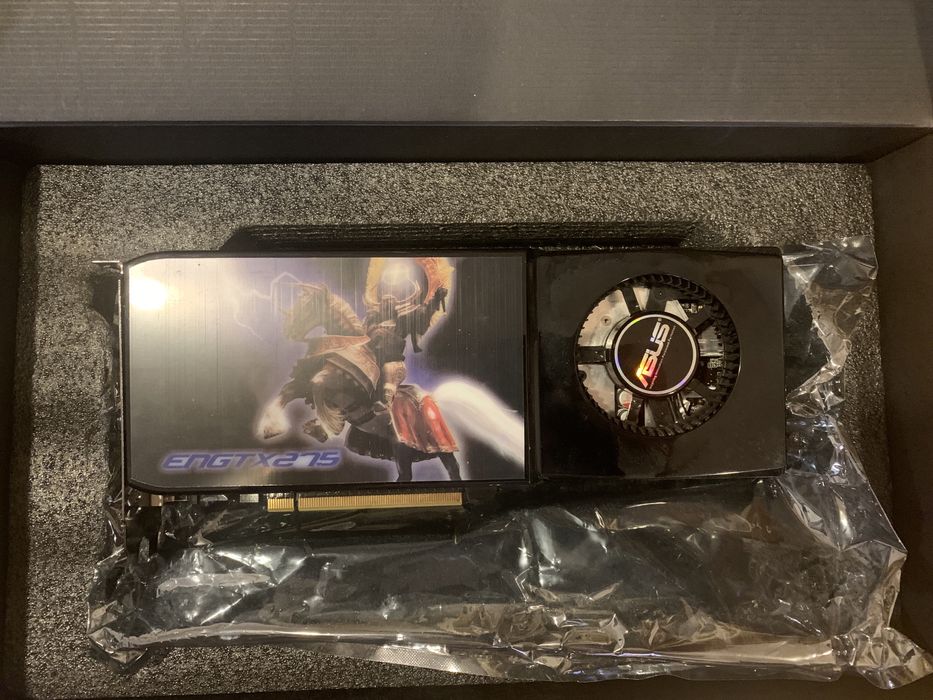 Asus GeForce GTX 275 896MB DDR3 dual DVI64739480594178120