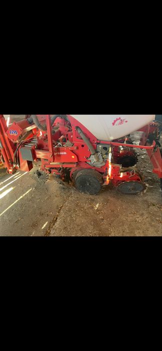 Siewnik do kukurydzy talerzowy sola prosem  8 rzędowy