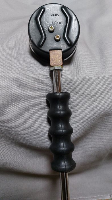 Манометр для вантажних авто