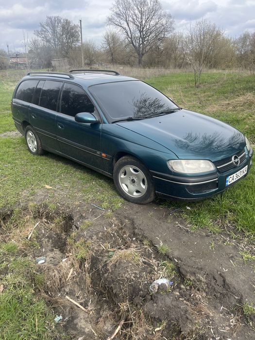 Опель Омега Б 2,5 V6 Обмін