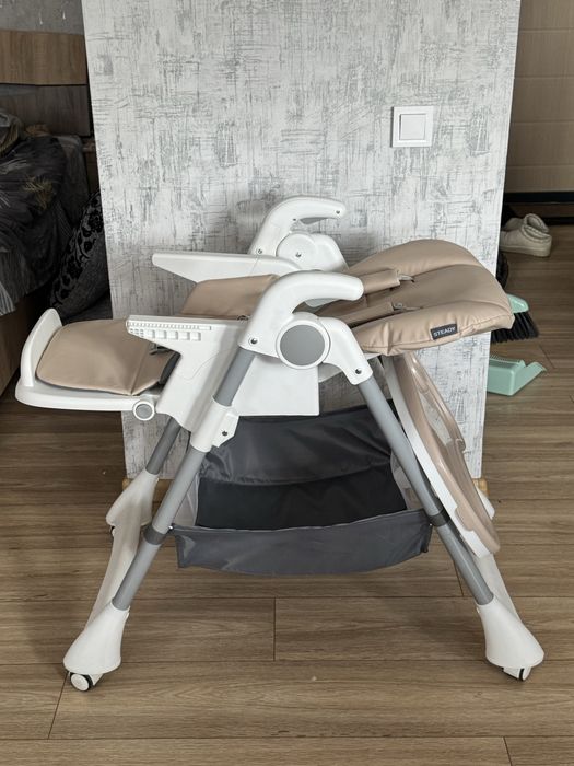 Стільчик для годування El Camino Steady