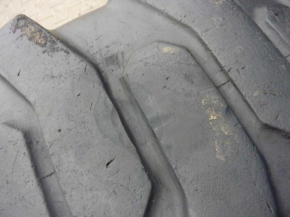 Opona używana przemysłowa 15.5-25 15.5R25 BKT GR288; 400zł W3846