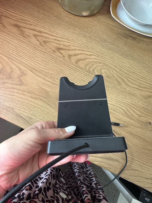 Stacja dokująca do Jabra Evolve2 65 Deskstand