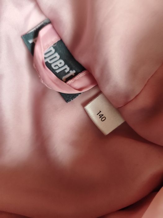 Czarna kurteczka jesień/wiosna roz 140