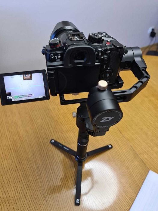 Gimbal ZHIYUN Crane Plus