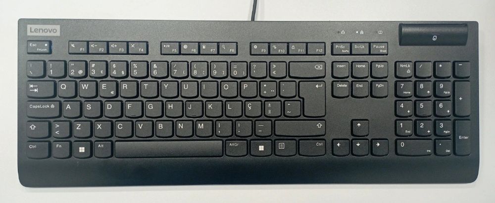 Teclado Lenovo Smartcard Wired Keyboard II (layout português)