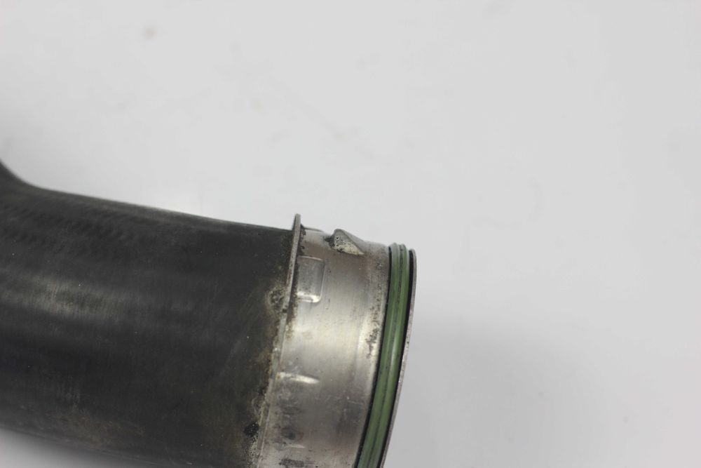 Przewód powietrza intercooler - turbosprężarka BMW E90 318d N47 E84