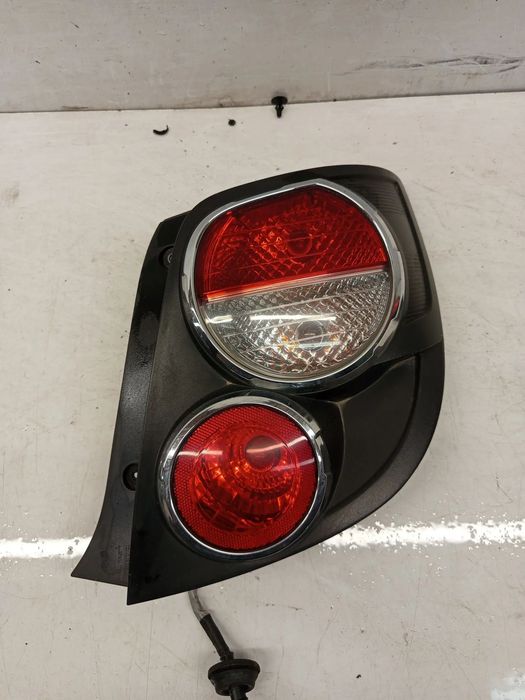 + LAMPA TYL TYLNA PRAWA CHEVROLET AVEO T300