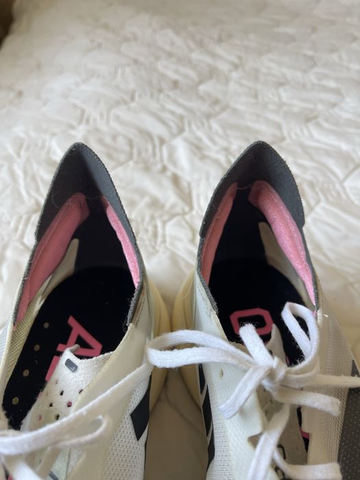 Adidas Adizero Adios Pro 3 сірі кросівки 44 розмір