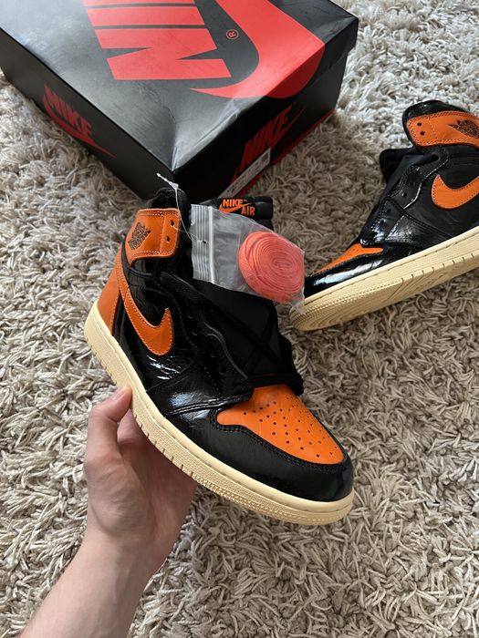 シューズ(男性用) AIR JORDAN 1 RETRO HIGH OG ナイキ AIR JORDAN 1 RETRO HIGH OG レザー ハイカット