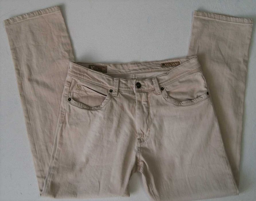 BRAX CADIZ 24 W34 L30 PAS 84 jeansy męskie proste z elastanem