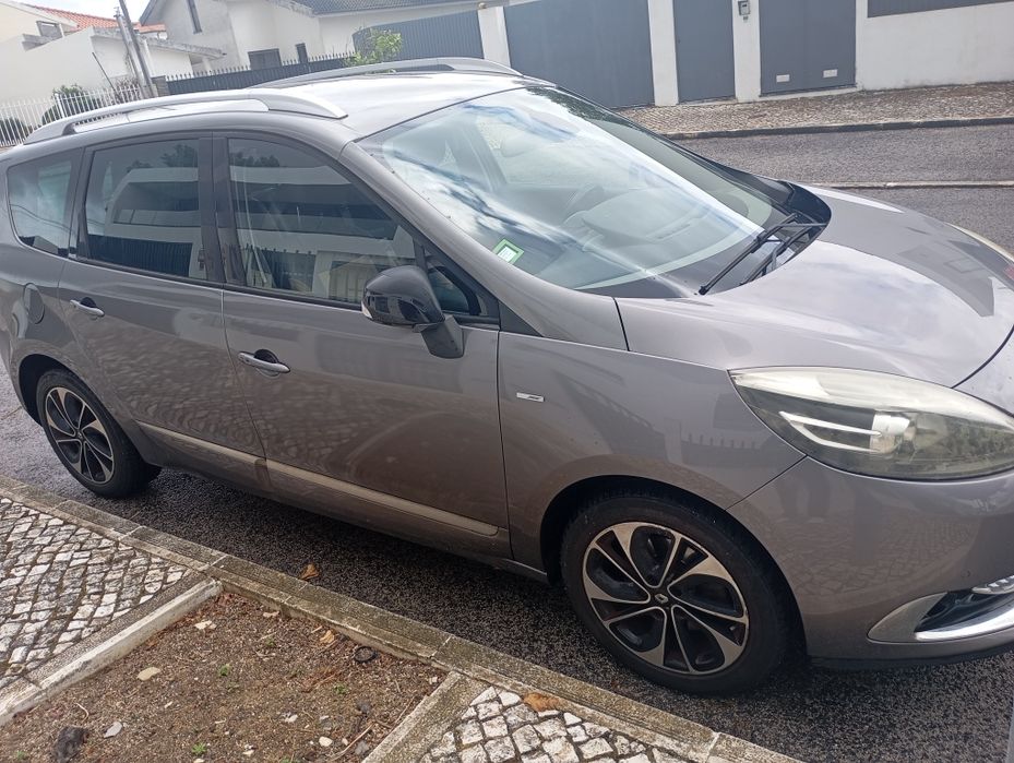 Renault grande scenic