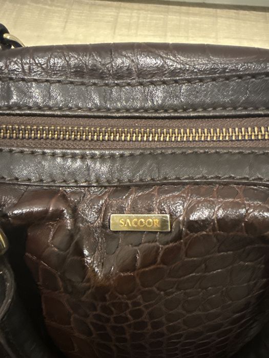 Mala Sacoor em pele como nova