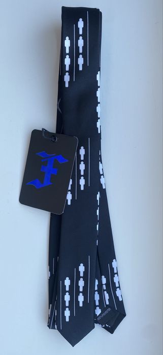 Краватка Fby Friis  ширина — 4 см.