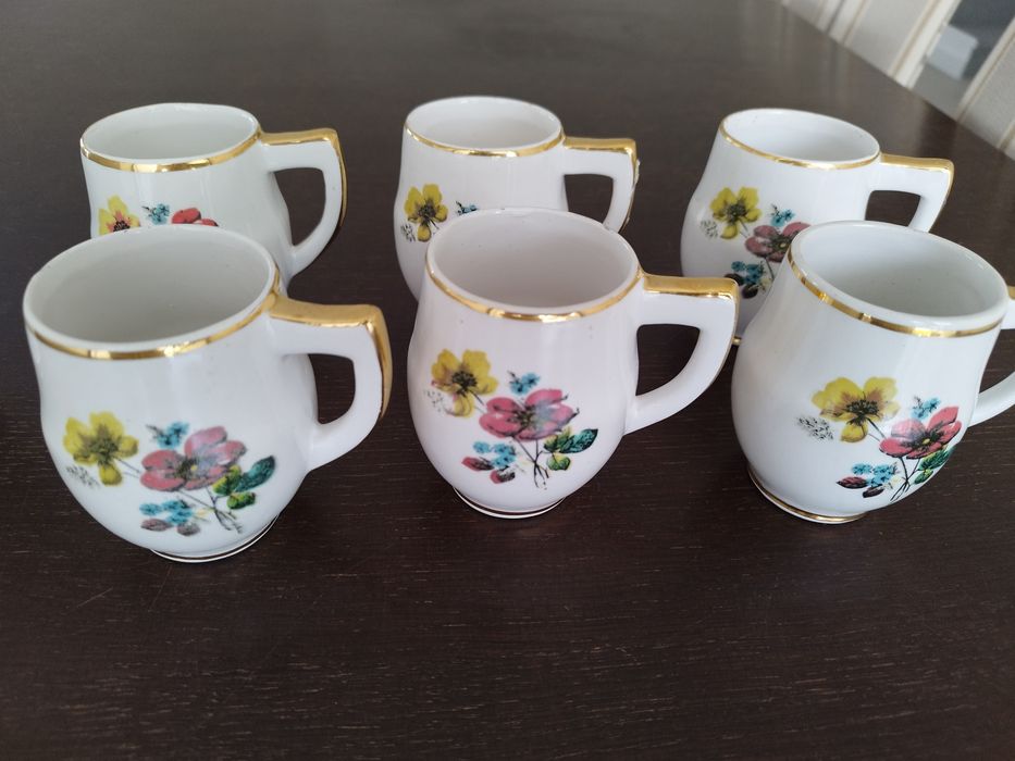 Ceramic Pitcher and Mugs64729829750017122