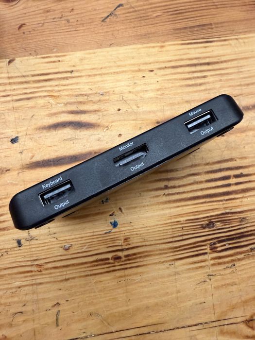 Przełącznik KVM switch HDMI USB