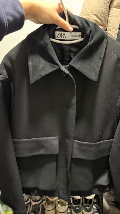 Casaco preto zara