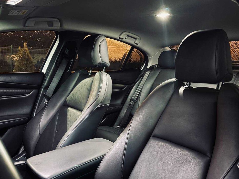 продам Mazda 3 2019