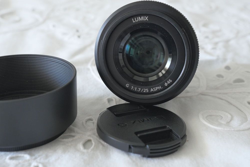 Objetiva Panasonic Lumix 25mm f/1.7