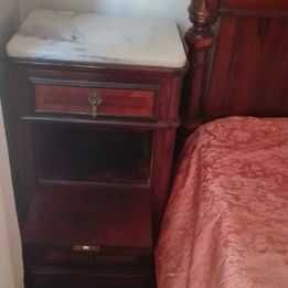 Mobília de quarto antiga do séc XIX