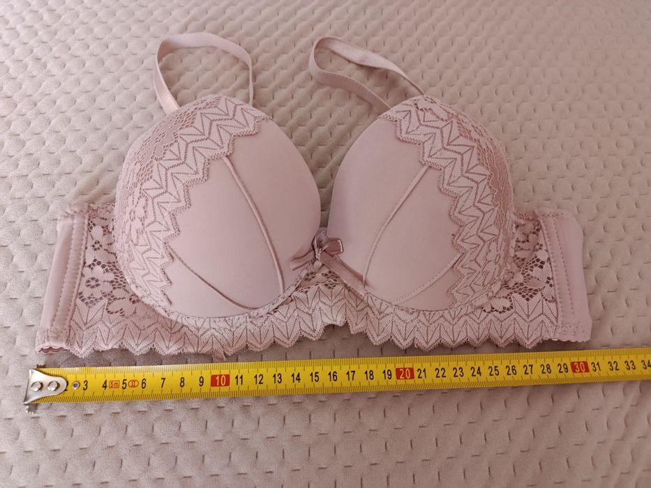 Новий ліфчик 75С