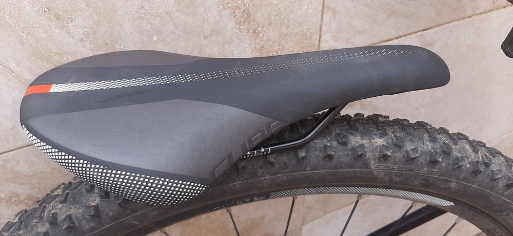 Biciccleta BTT Cube Acid 29