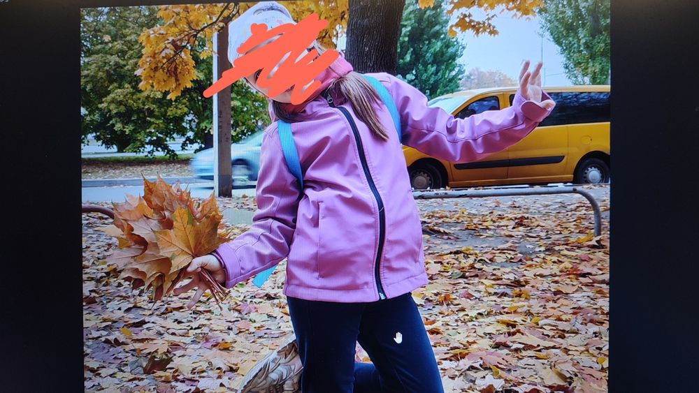 Куртка вітрова розмір 128