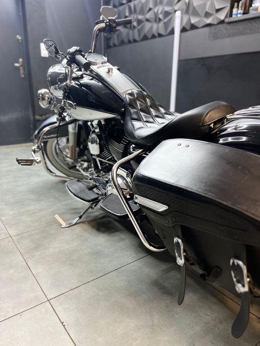 Harley Road King 103 ABS Tempomat LED 12tys mil Nowy Aku