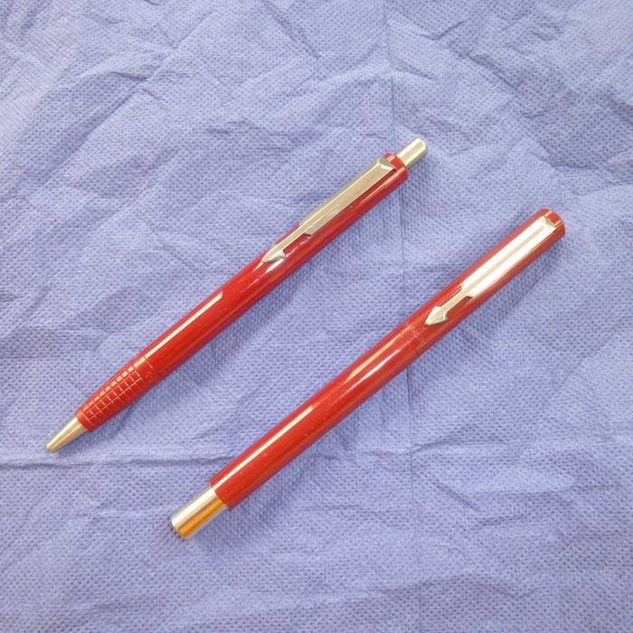 PARKER Caneta esferográfica e Ball Pentel, como novas!