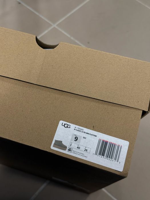 UGG ultra mini platform 40