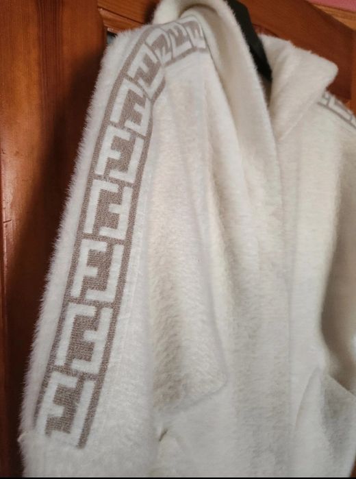 Alpaka kardigan z kapturem