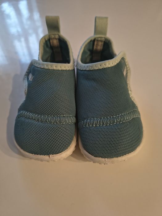 Buty do wody rozmiar 22-23