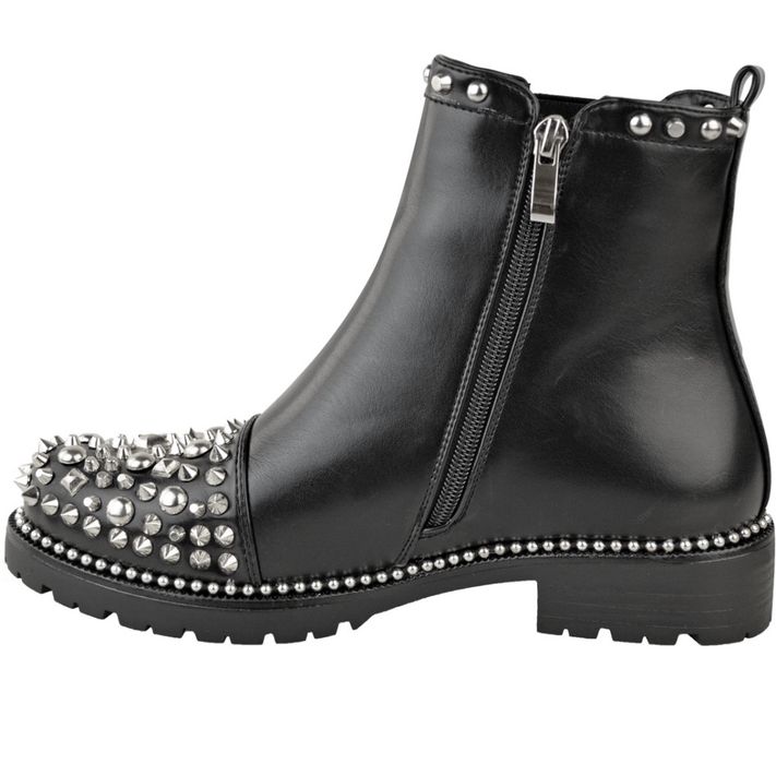 Botas Pretas / botins punk com spikes - usadas 1x (37)