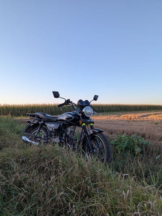 Мустанг фіт 125 (перший)