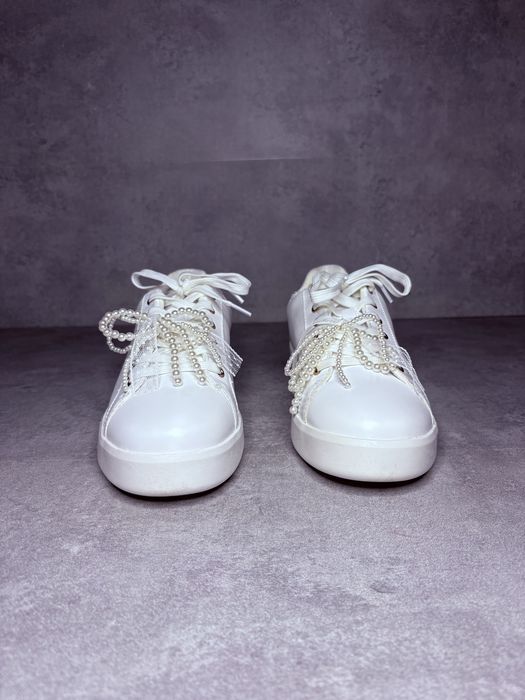 Anna Field – białe sneakersy na platformie z perełkami