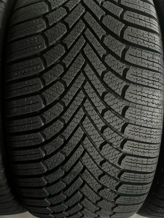 255/40/20 R20 Bridgestone Blizzak 6 4шт зима