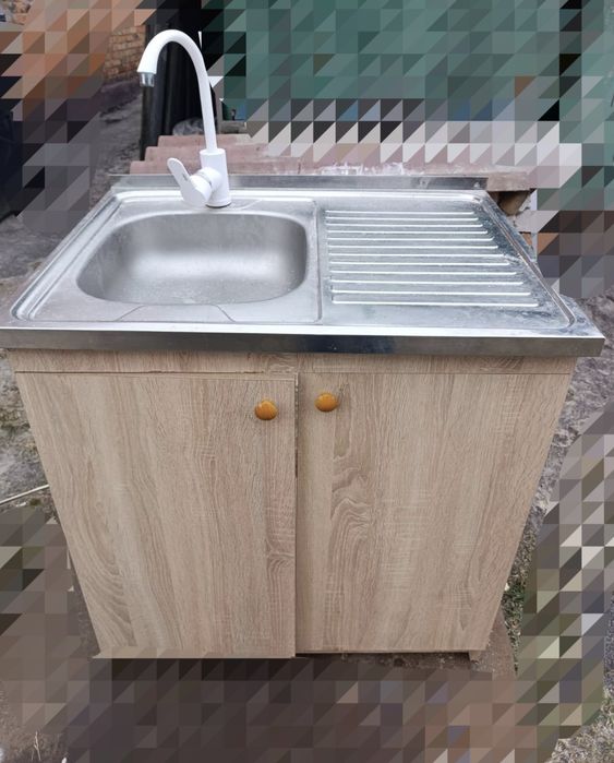 Мийка б.у в гарному стані.