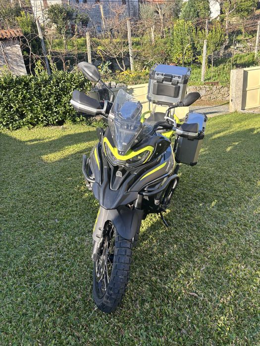 Beneli  TRK 702X