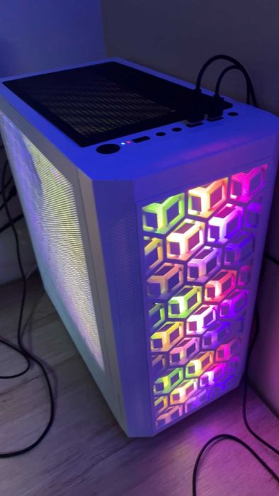 PC gaming ryzen 7 5700x + rtx 5060 Ti 8 GB + 32 GB ram + ssd NVMe 1 tb