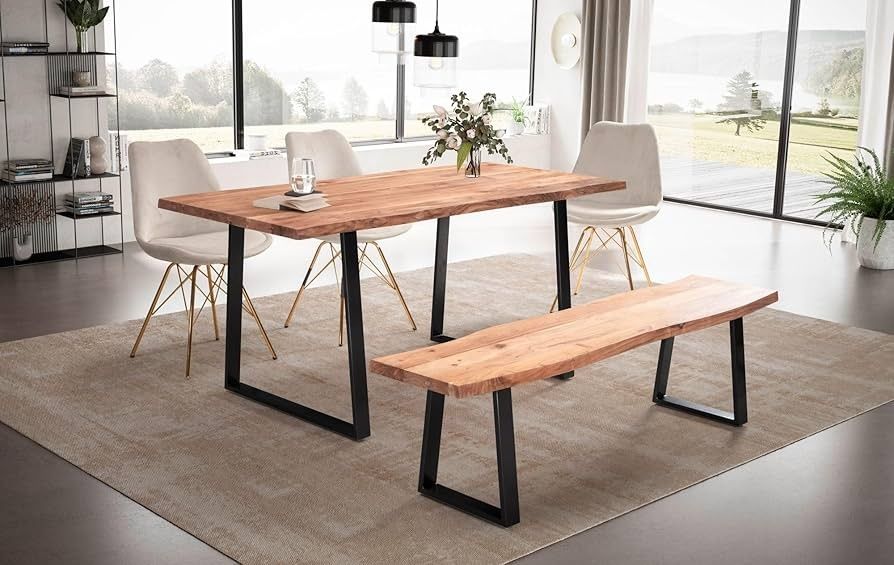 Mesa de jantar em madeira maciça