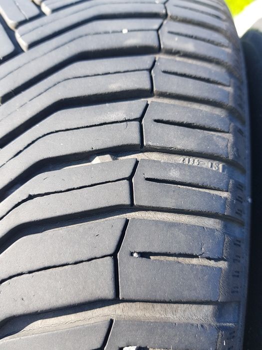 Opony Michelin całoroczne 215x50r17